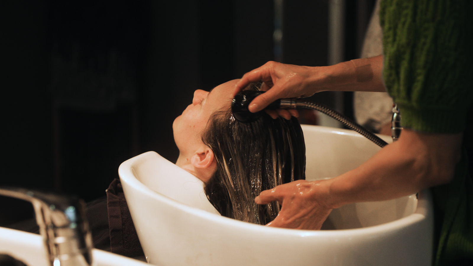Canyon_Salon_Still_26
