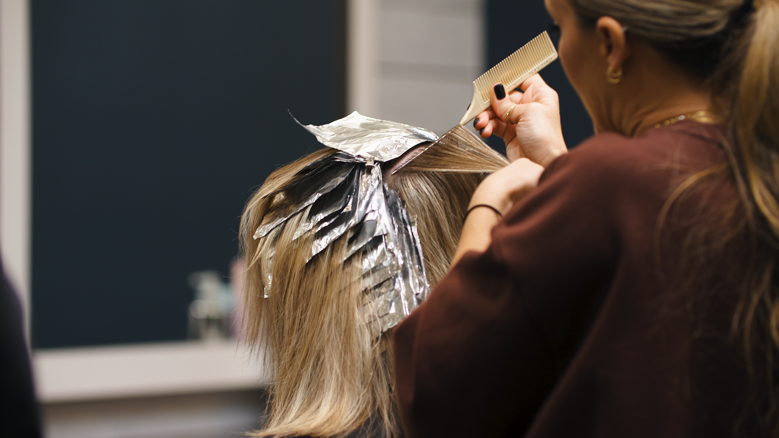 Canyon_Salon_Still_28